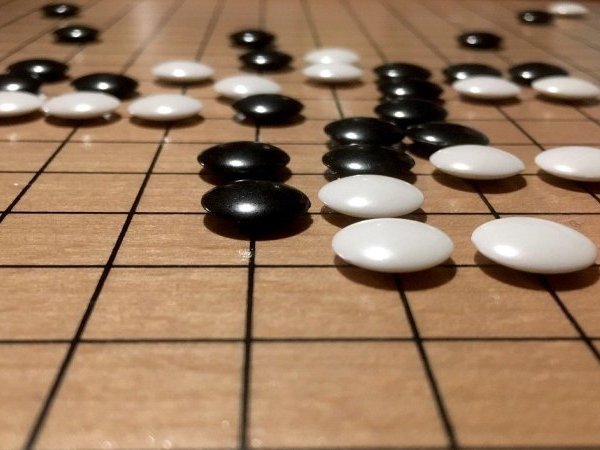 Avec l'apprentissage profond, l'intelligence artificielle va-t-elle dépasser l'Homme ?
