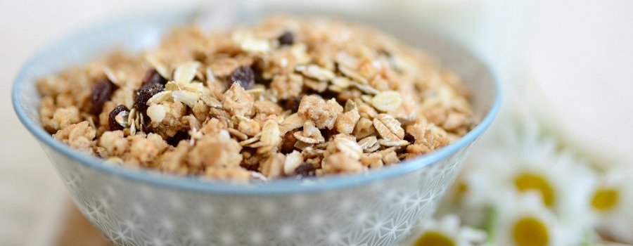 Étude Générations futures sur les pesticides dans le muesli : <i>Le Canard enchaîné</i> s'ouvre à la publicité
