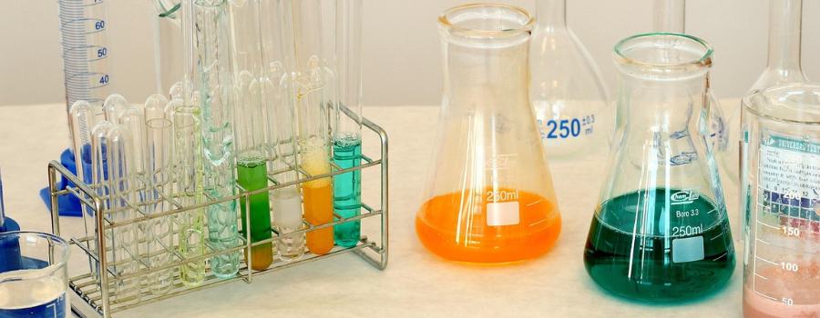 Levothyrox : les doutes sur la responsabilité de la nouvelle formulation du médicament dans la crise