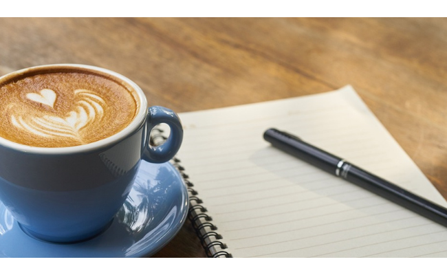 Comment obtenir un meilleur café à verser : les conseils de physiciens