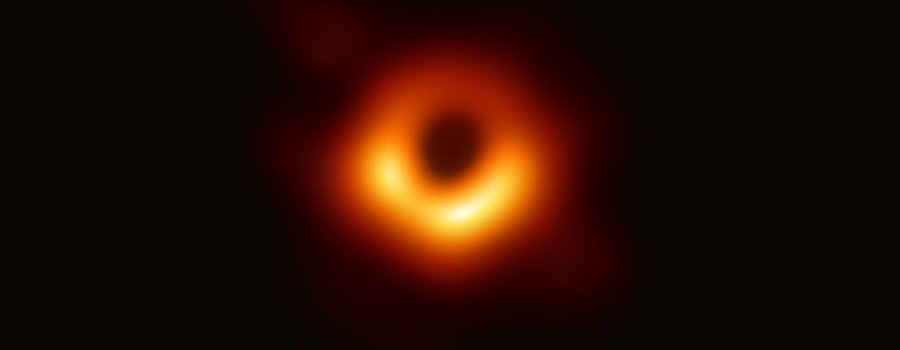 Première image d'un trou noir : une prouesse scientifique