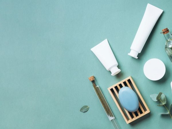 Les cosmétiques : entre peur irraisonnée et confiance béate