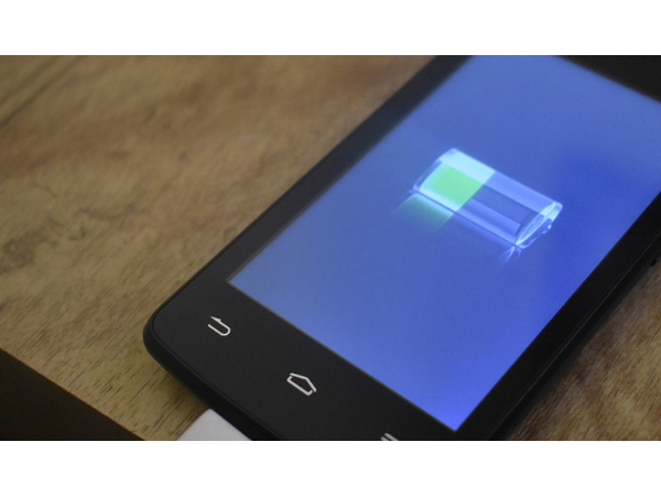 Jusqu'où peut-on vraiment recycler les batteries lithium-ion de nos téléphones et voitures ? 