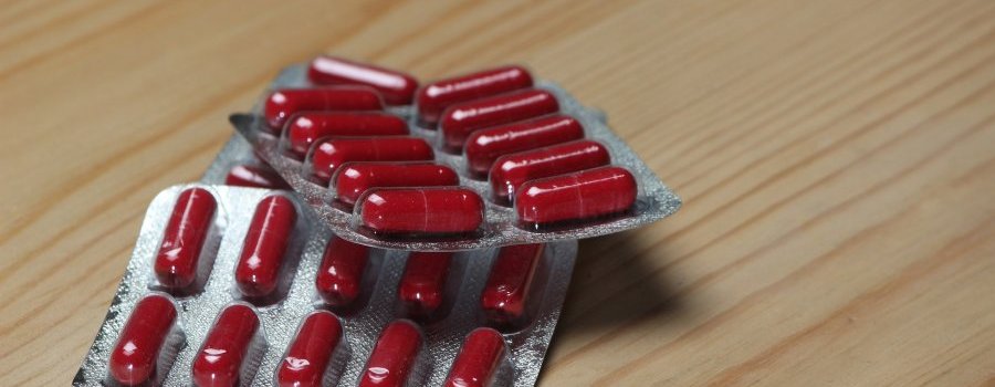La résistance aux antibiotiques : un processus évolutif façonné par les politiques de santé