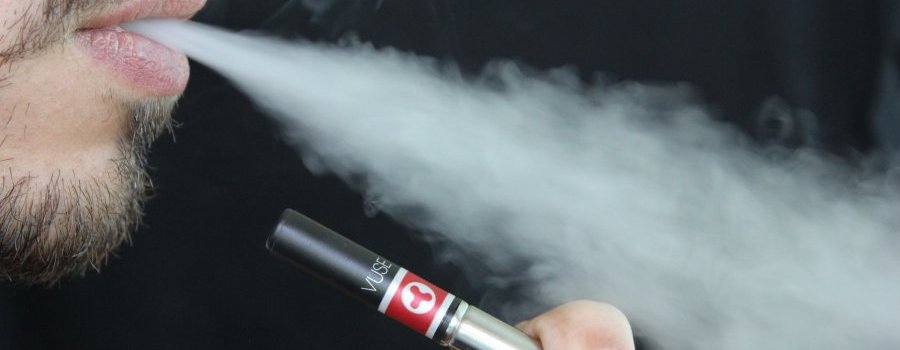 Tabac et cigarette électronique - La cigarette électronique : une surprise pour les tabacologues, un espoir pour la Santé Publique