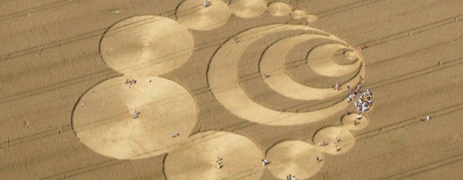 Crop circles : entre art et ufologie