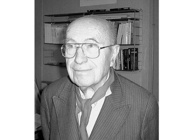 Michel Rouzé a 90 ans le 27 août 2000