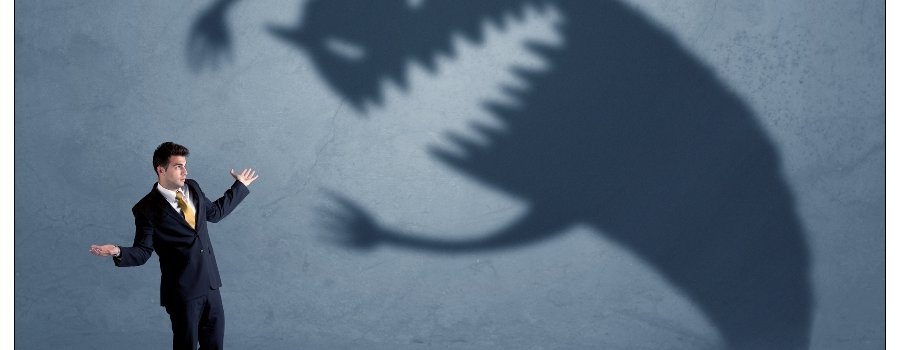 Journalisme d'insinuation : après les articles, le livre